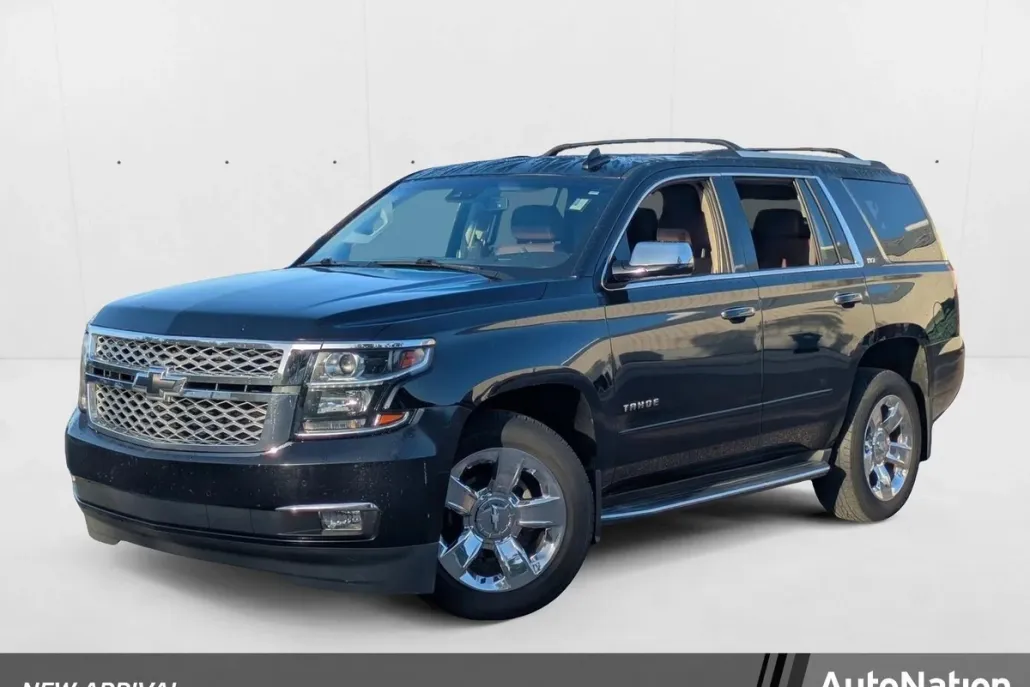 2016 Chevrolet Tahoe LTZ photo 1
