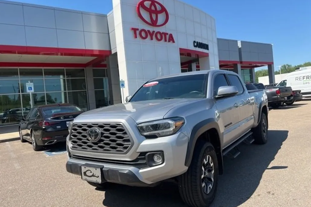2021 Toyota Tacoma TRD Off-Road photo 1