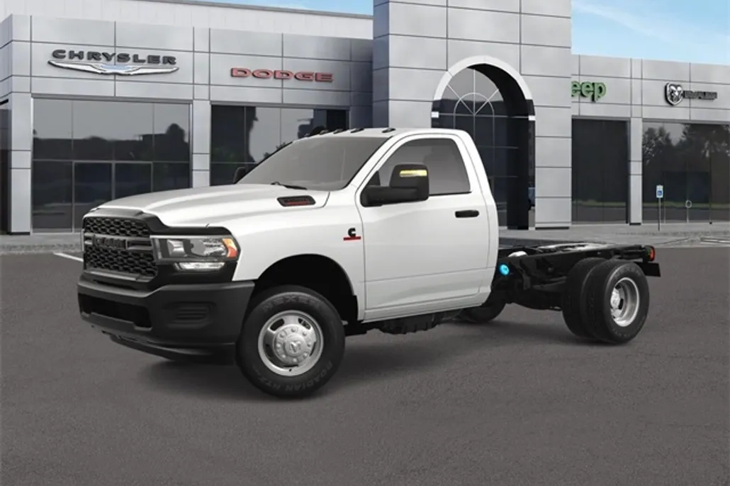 2024 Ram 3500 Tradesman photo 1