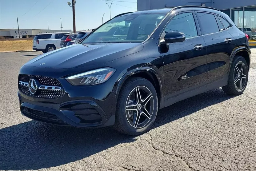 2025 Mercedes Benz GLA 250 photo 1