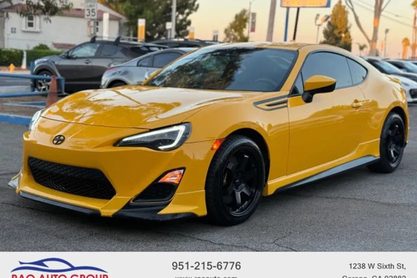 2015 Scion FR-S photo 1