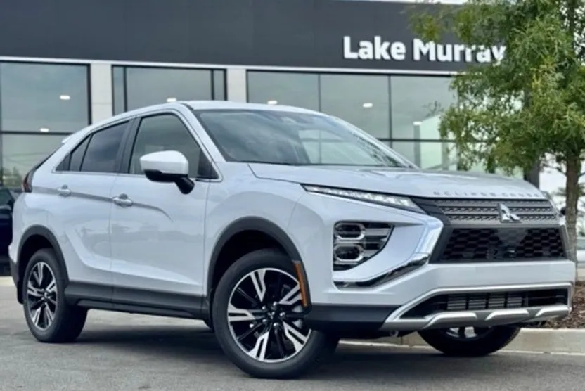 2025 Mitsubishi Eclipse Cross SEL photo 1