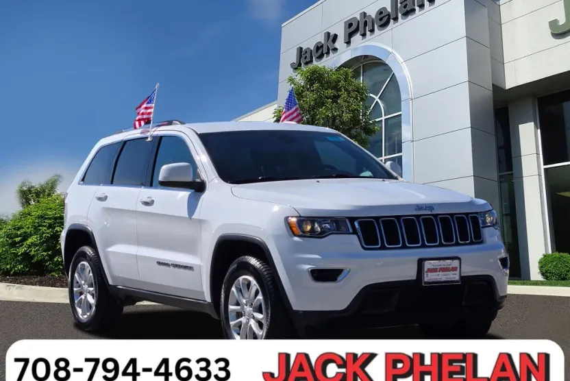 2021 Jeep Grand Cherokee Laredo photo 1