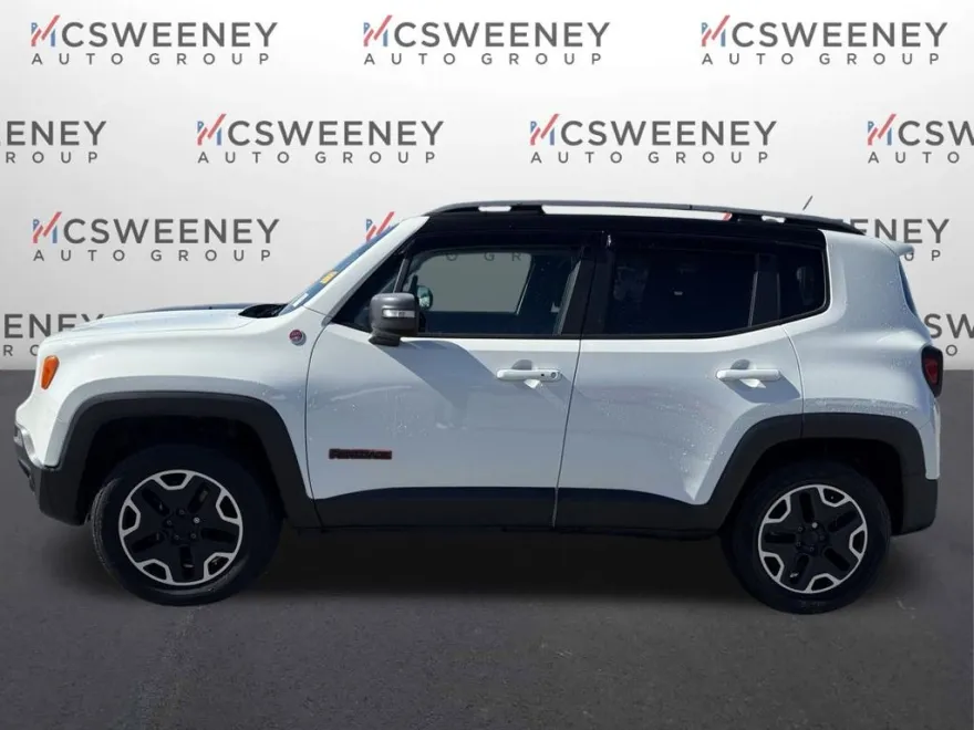 2015 Jeep Renegade Trailhawk photo 1