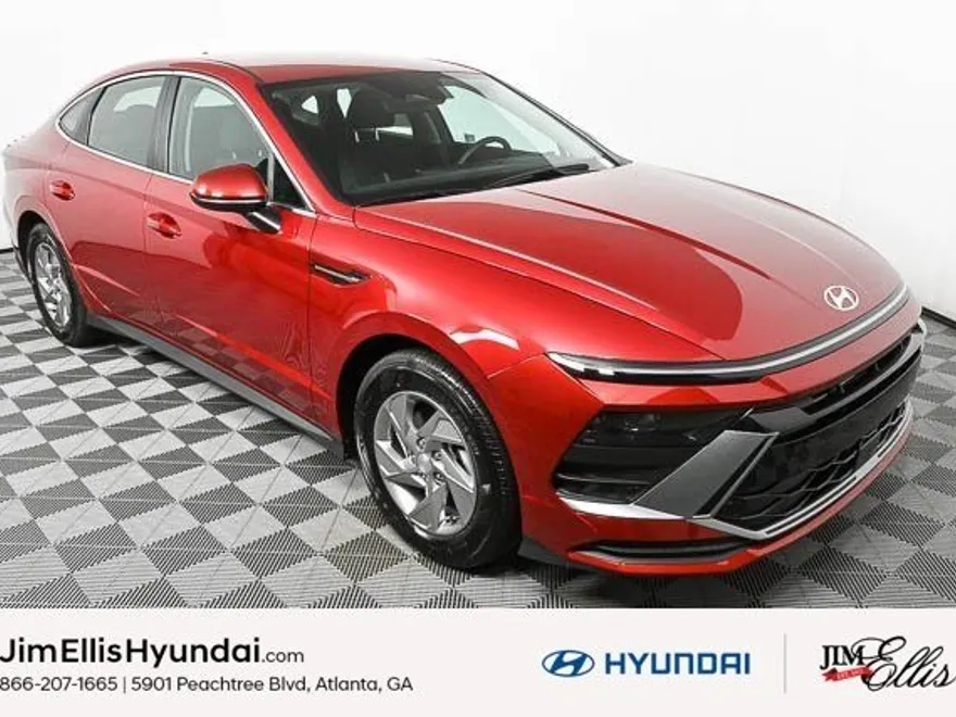 2025 Hyundai Sonata SE photo 1