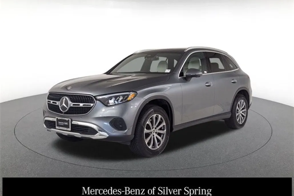 2023 Mercedes Benz GLC 300 4MATIC photo 1