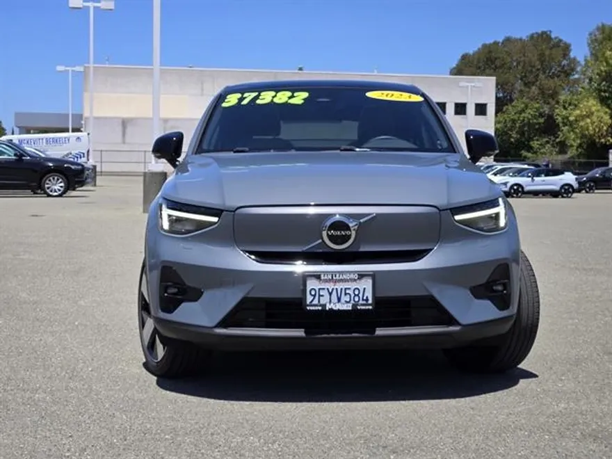 2023 Volvo C40 Recharge Ultimate photo 1