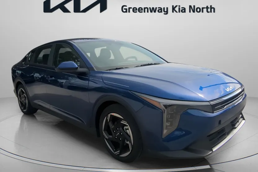 2025 Kia K4 EX photo 1