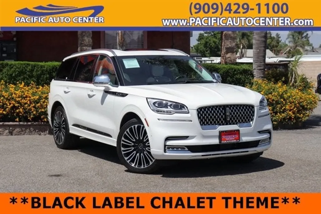 2022 Lincoln Aviator Black Label photo 1