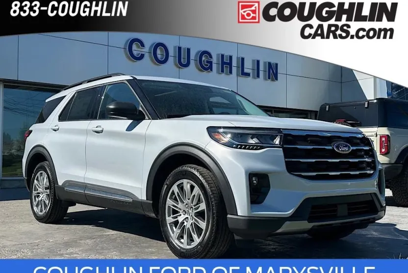 2025 Ford Explorer photo 1