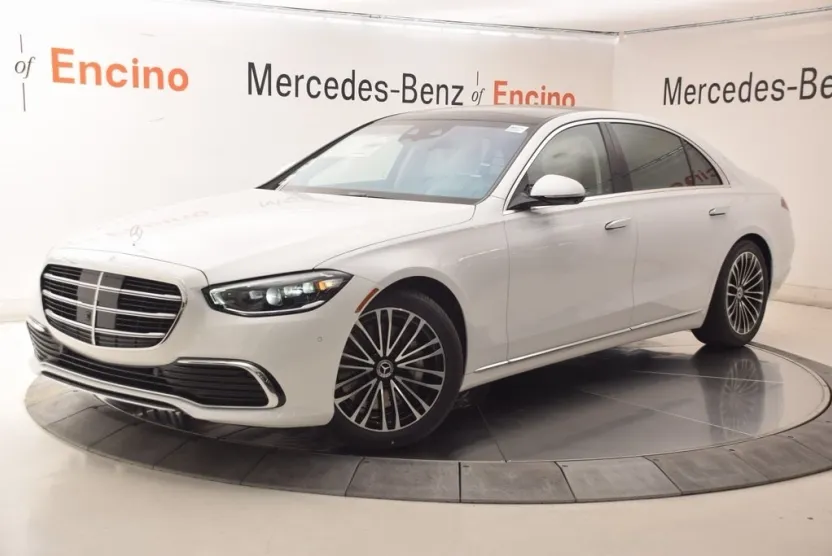 2026 Mercedes Benz S 500 4MATIC photo 1