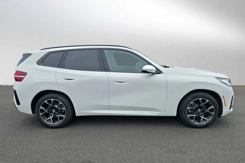 2025 Bmw X3 30x Drive photo 1