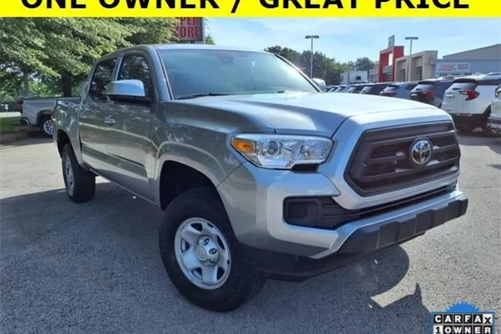 2023 Toyota Tacoma 4x4 SR Double Cab V6 photo 1