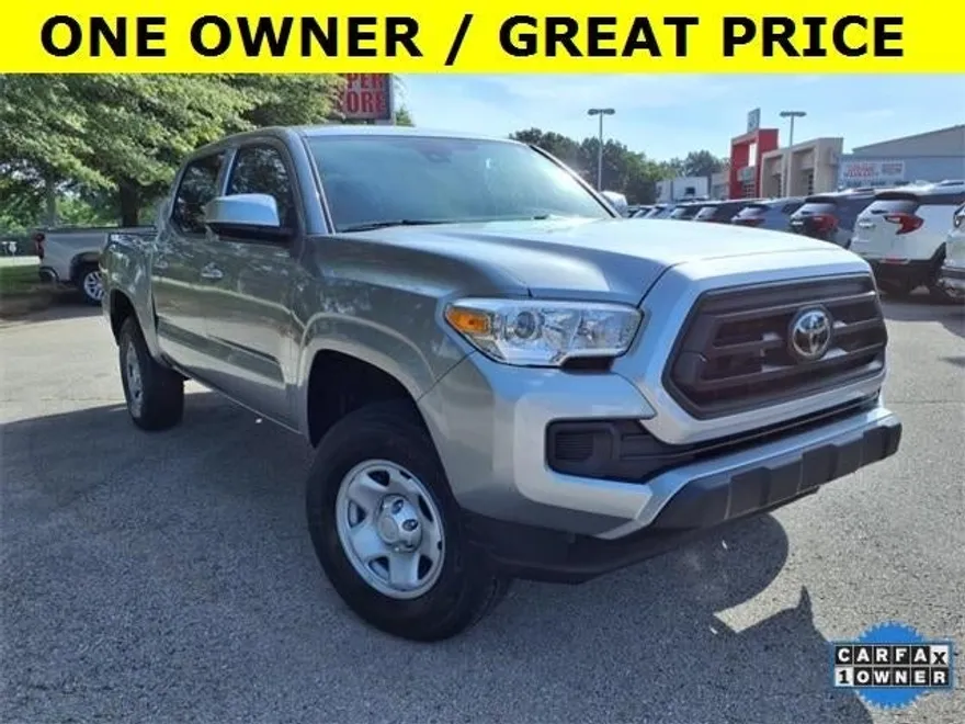 2023 Toyota Tacoma 4x4 SR Double Cab V6 photo 1