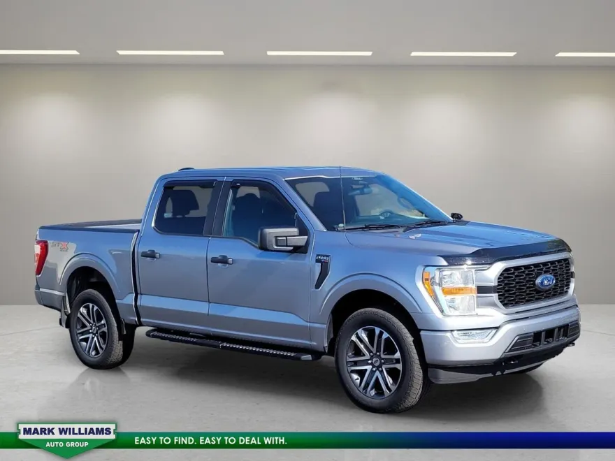 2022 Ford F-150 XL photo 1