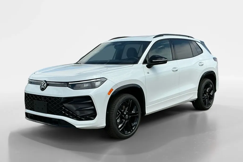 2025 Volkswagen Tiguan SE R-Line Black photo 1