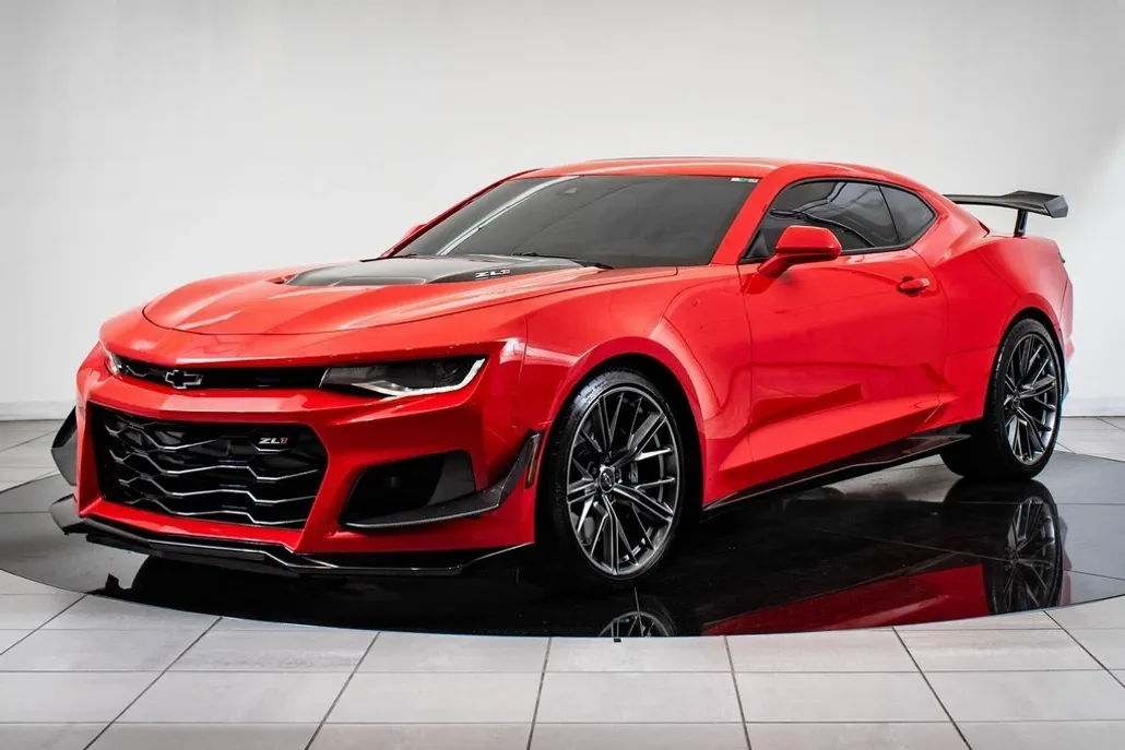 2020 Chevrolet Camaro ZL1 photo 1