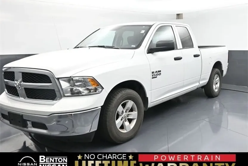 2024 Ram 1500 Classic SLT photo 1