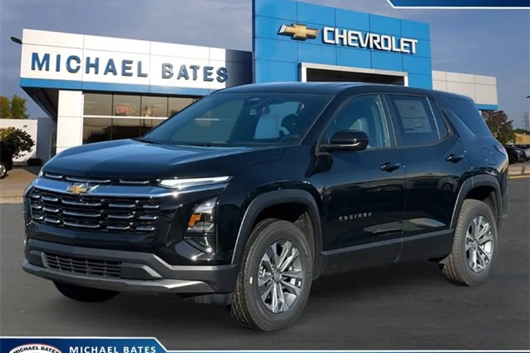 2026 Chevrolet Equinox LT photo 1