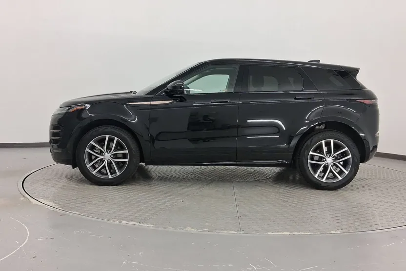 2025 Land Rover Range Rover Evoque Dynamic SE photo 1
