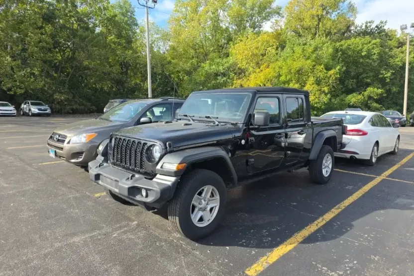 2020 Jeep Gladiator Sport photo 1