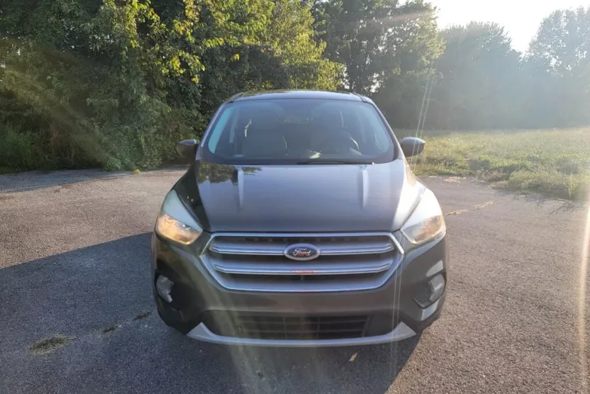 2017 Ford Escape SE photo 1
