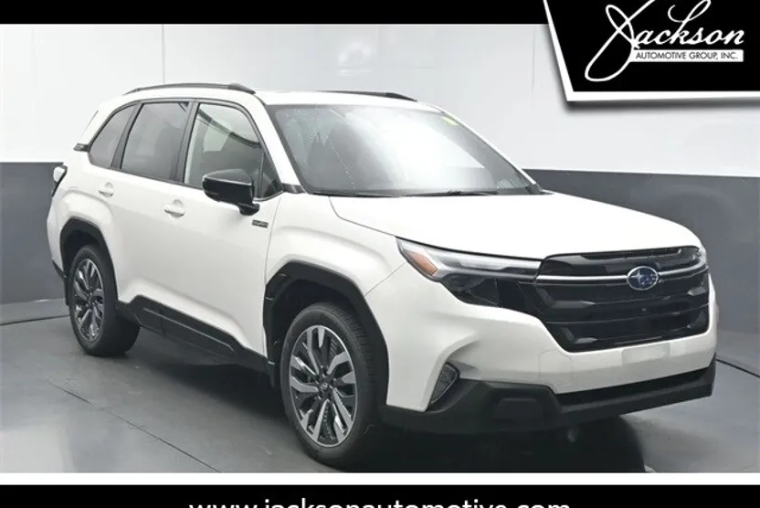 2025 Subaru Forester Touring photo 1