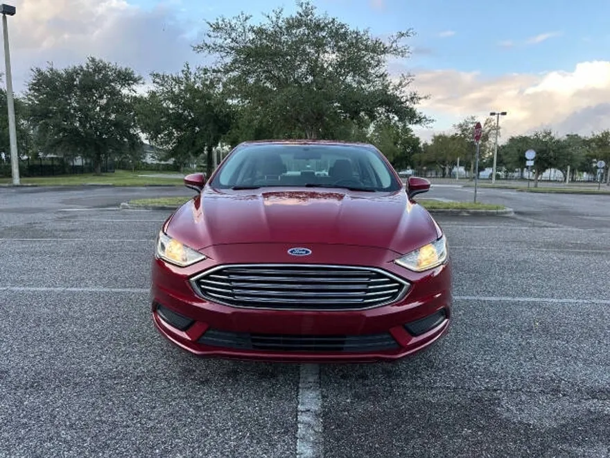 2018 Ford Fusion SE Hybrid photo 1