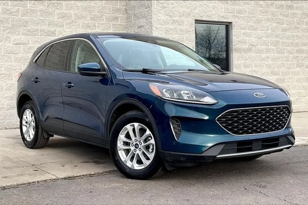 2020 Ford Escape SE photo 1