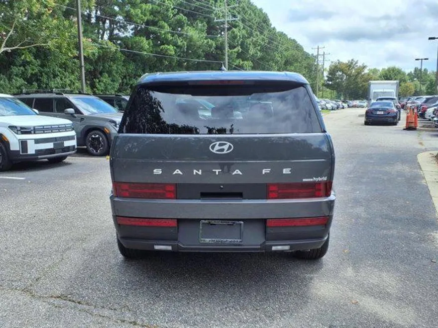 2026 Hyundai Santa Fe SE photo 1