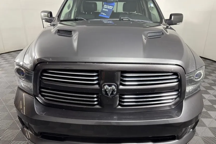 2017 Ram 1500 Sport photo 1