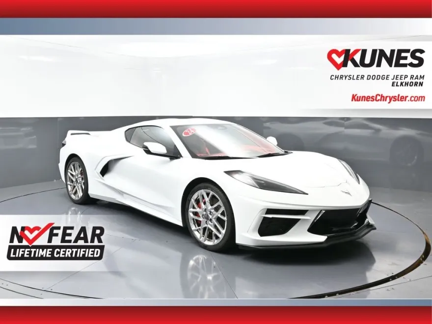 2024 Chevrolet Corvette Stingray 3LT photo 1
