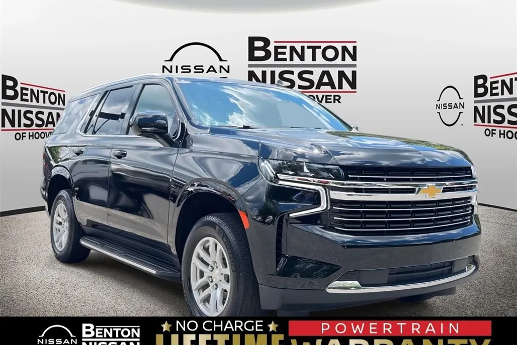 2023 Chevrolet Tahoe LT photo 1