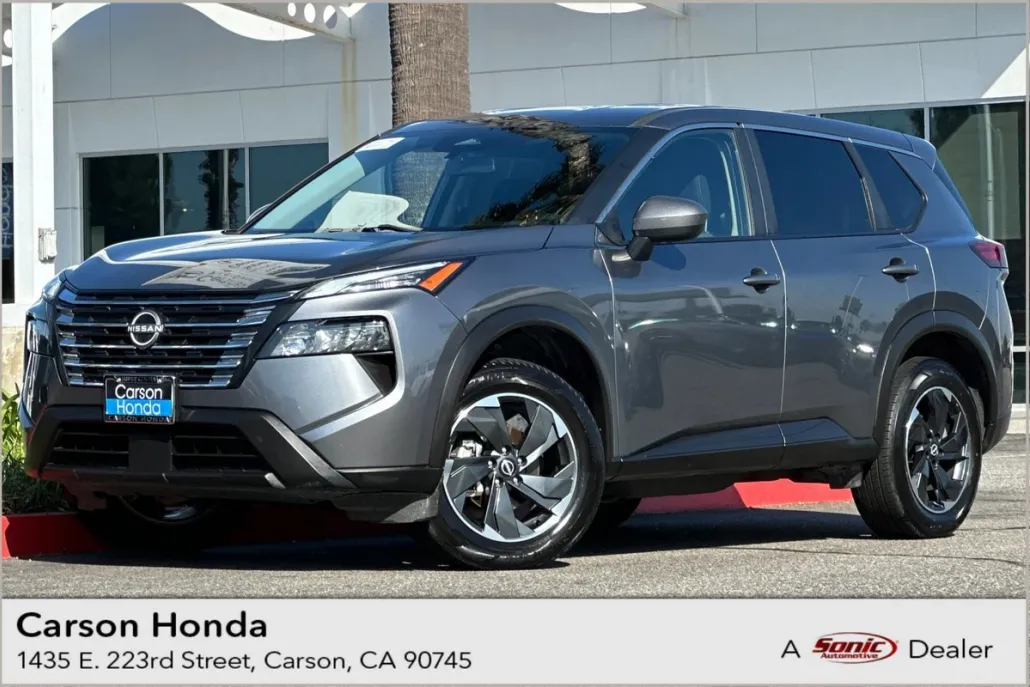 2024 Nissan Rogue SV photo 1