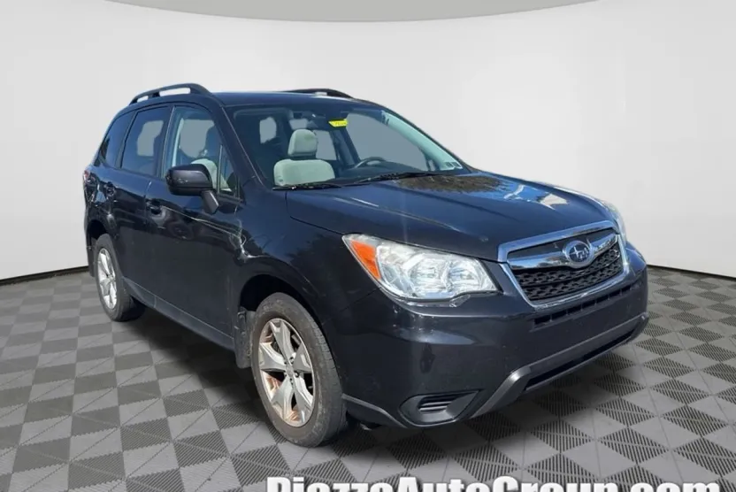2015 Subaru Forester 2.5i Premium photo 1