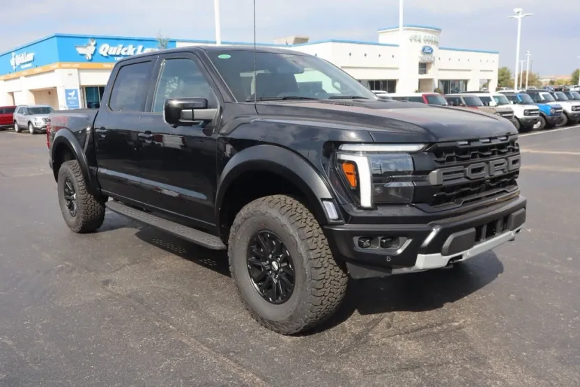 2025 Ford F-150 Raptor photo 1