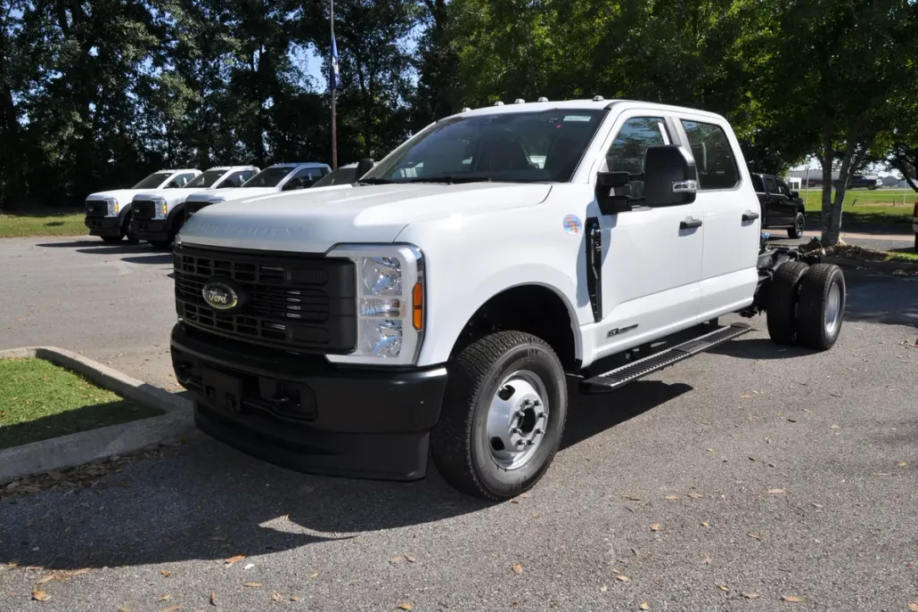 2026 Ford F-350 photo 1