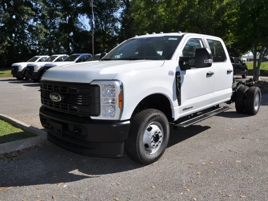 2026 Ford F-350 photo 1
