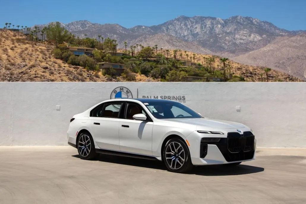 2025 Bmw 740i xDrive photo 1