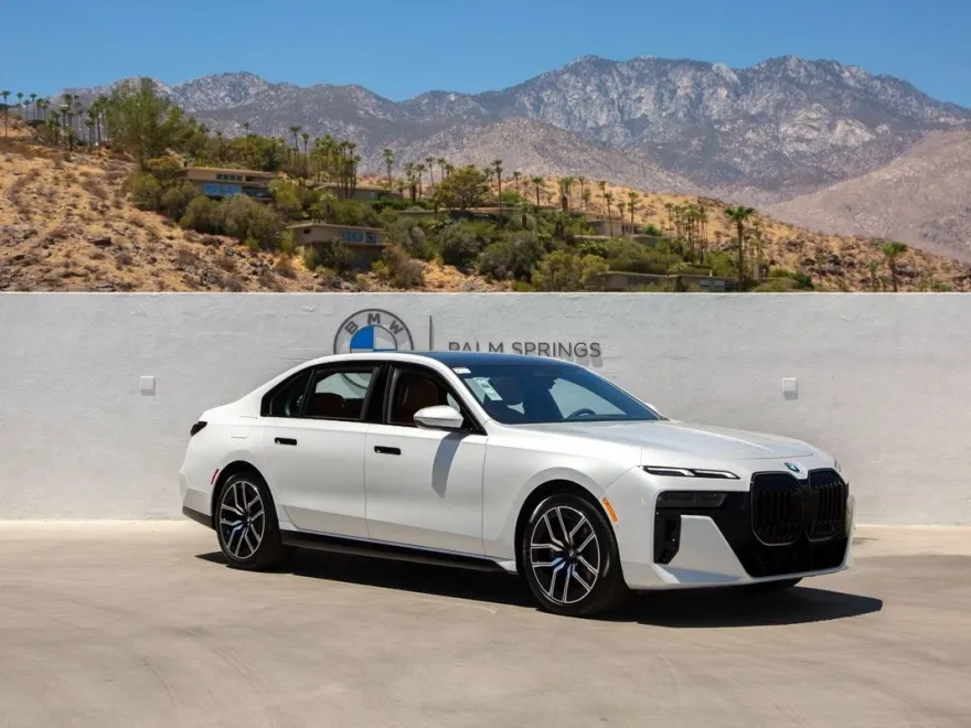 2025 Bmw 740i xDrive photo 1