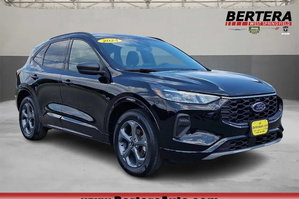 2024 Ford Escape ST-Line photo 1