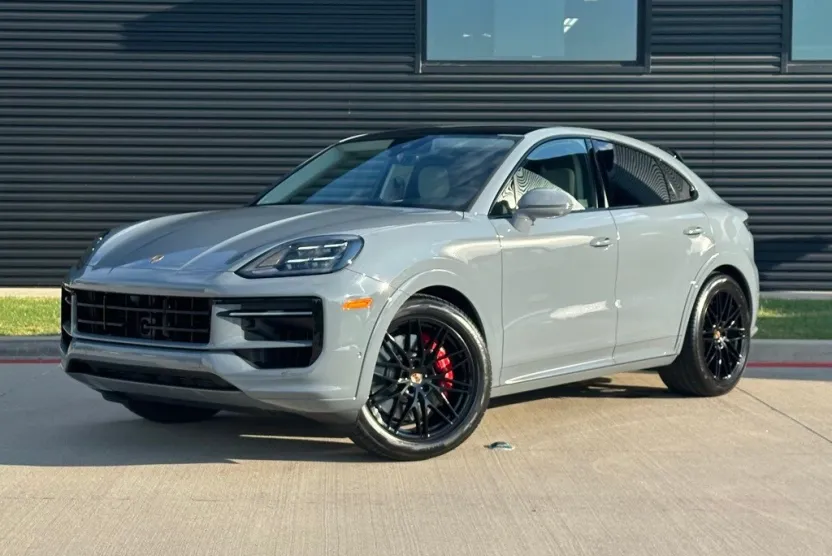 2026 Porsche Cayenne S Coupe photo 1
