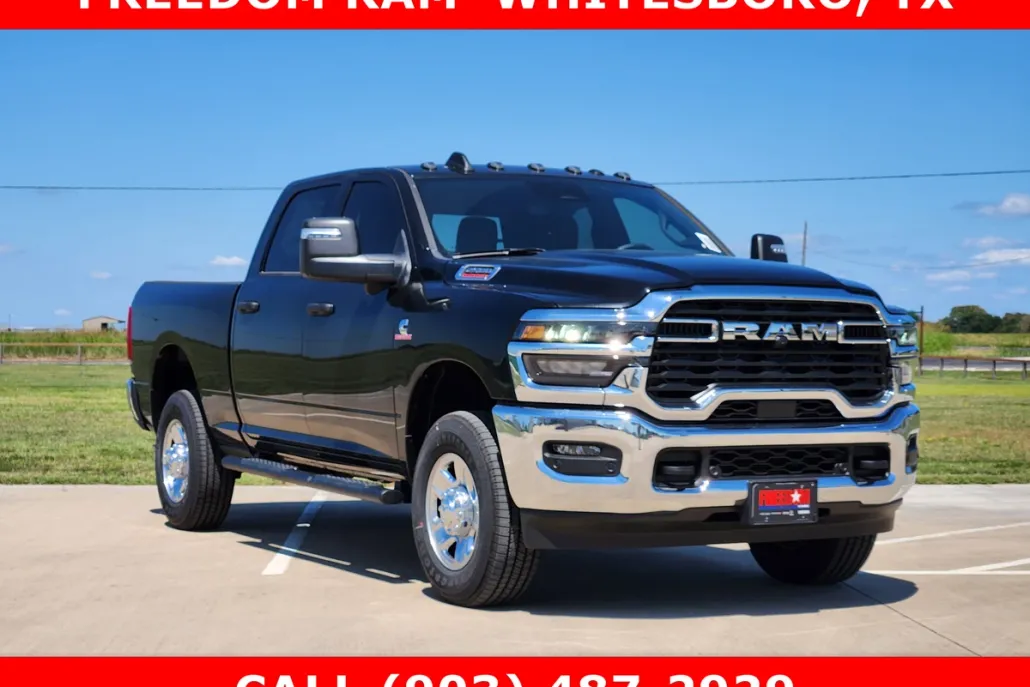 2025 Ram 2500 Tradesman photo 1