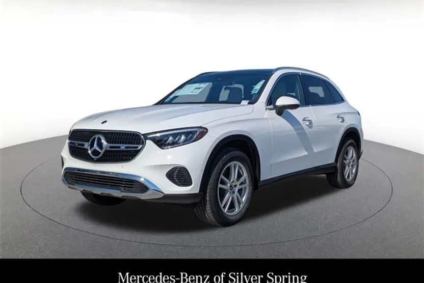 2025 Mercedes Benz GLC 300 4MATIC photo 1