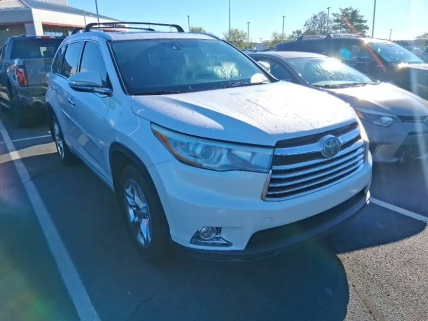 2016 Toyota Highlander Limited Platinum photo 1