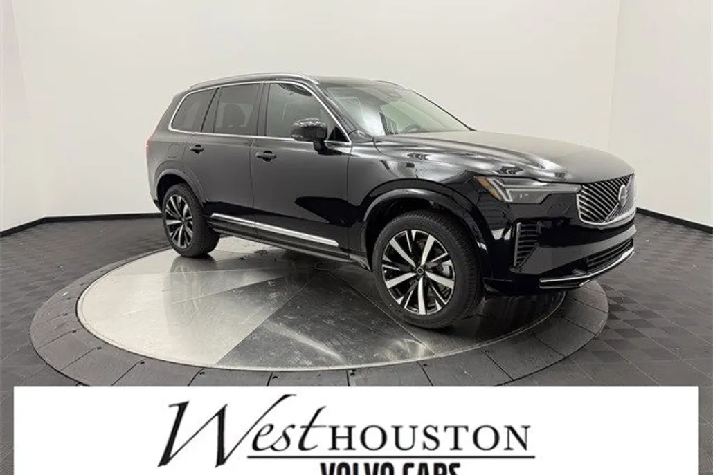 2025 Volvo XC90 Core photo 1