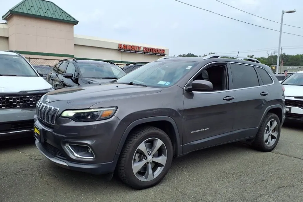 2019 Jeep Cherokee High Altitude photo 1