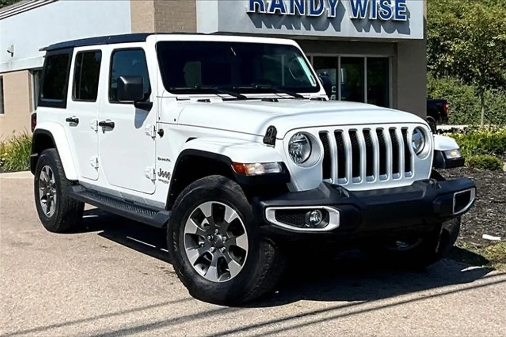 2021 Jeep Wrangler Unlimited Sahara photo 1