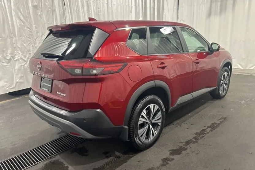 2023 Nissan Rogue SV photo 1