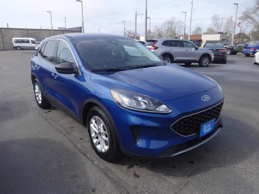 2022 Ford Escape SE photo 1